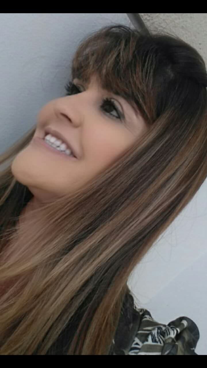 Samantha Lee